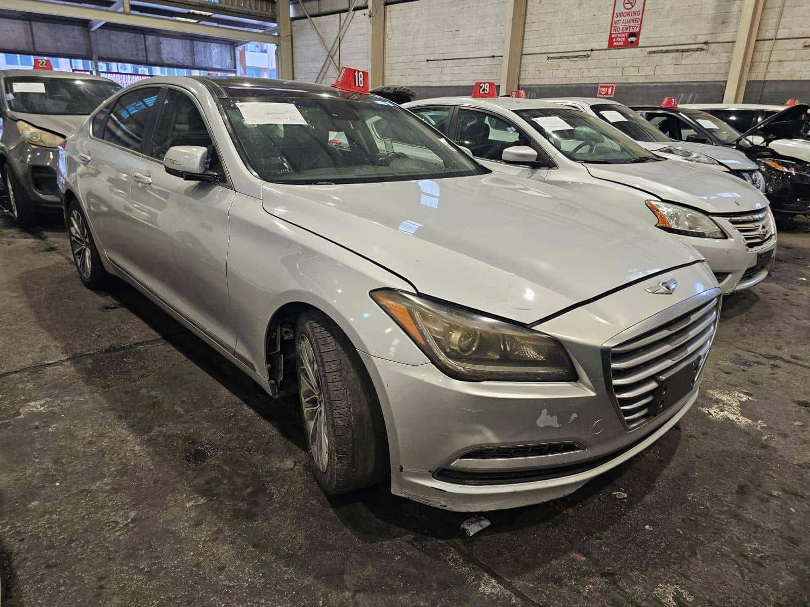 HYUNDAI GENESIS 2015 thumbnail 1