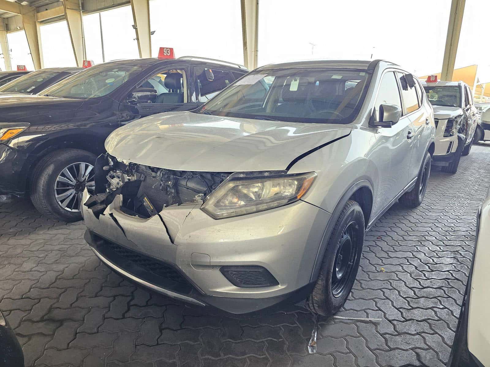 NISSAN ROGUE - Exterior