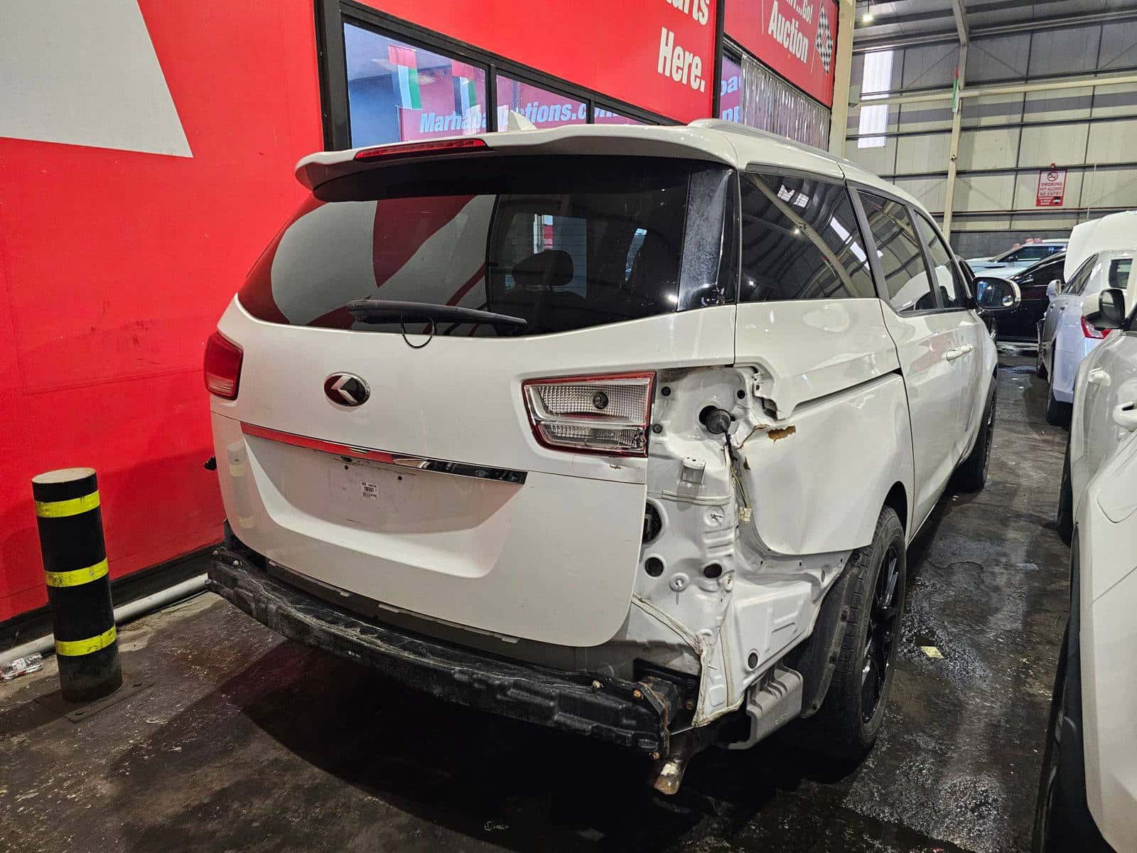 KIA SEDONA 2017 thumbnail 4