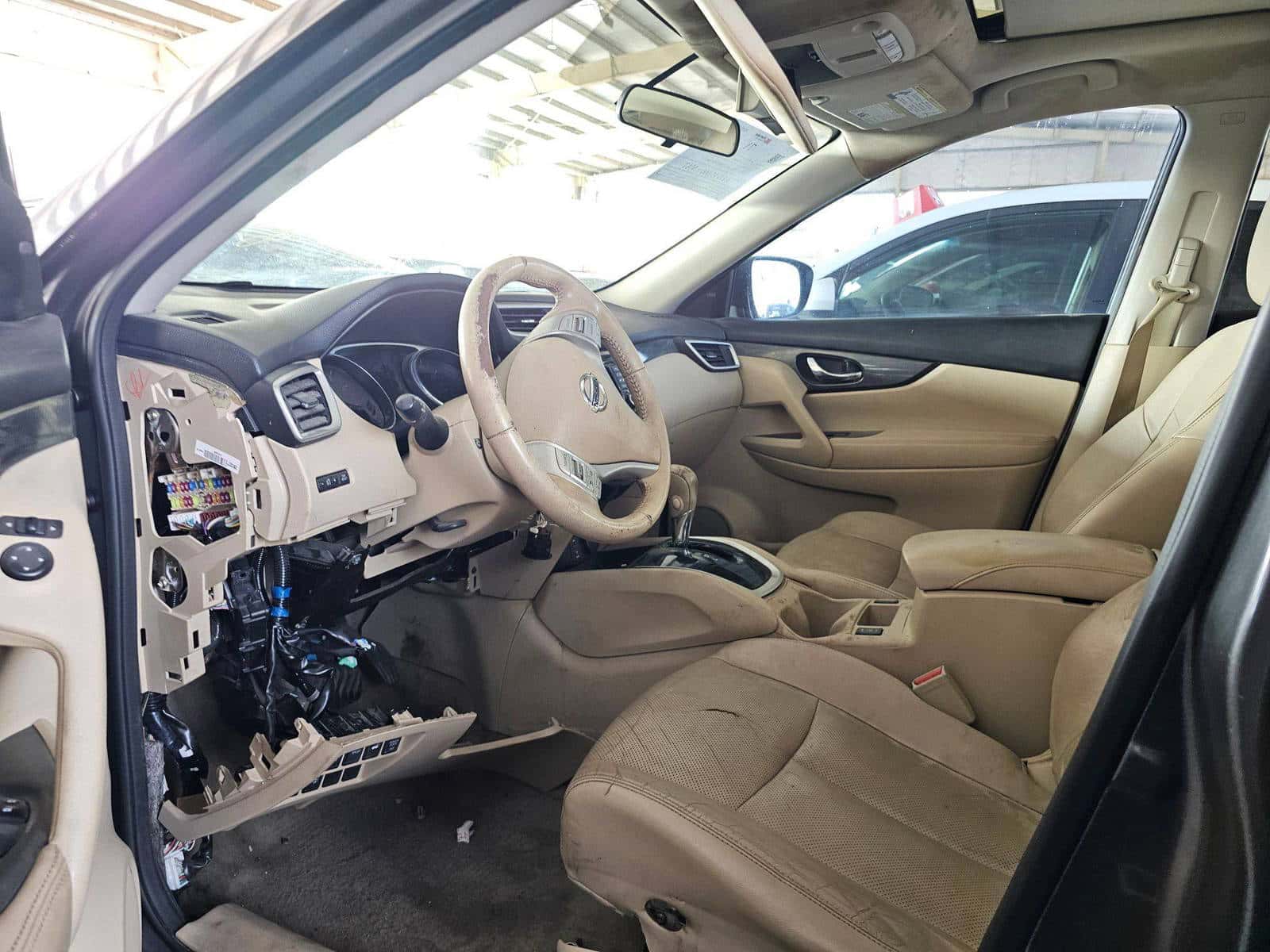 NISSAN ROGUE - Exterior