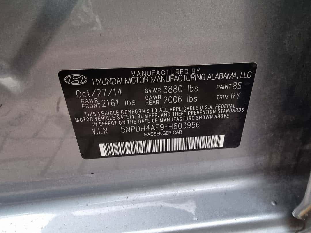 HYUNDAI ELANTRA - Exterior