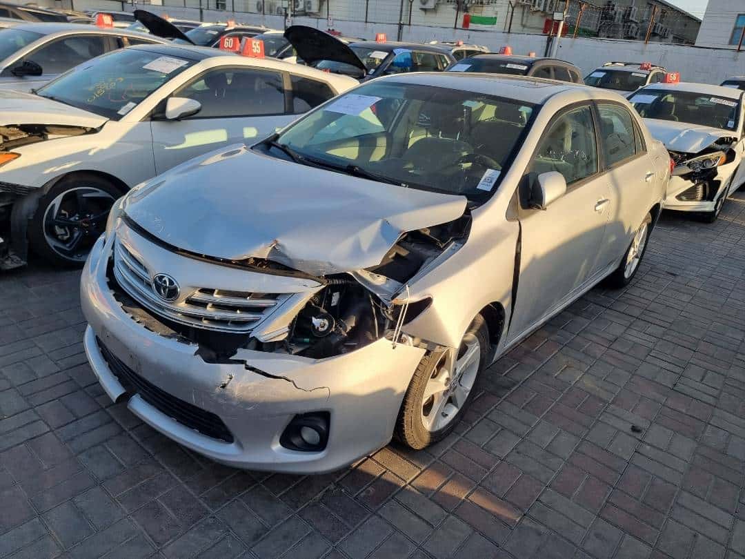 Toyota Corolla 2013 thumbnail 3