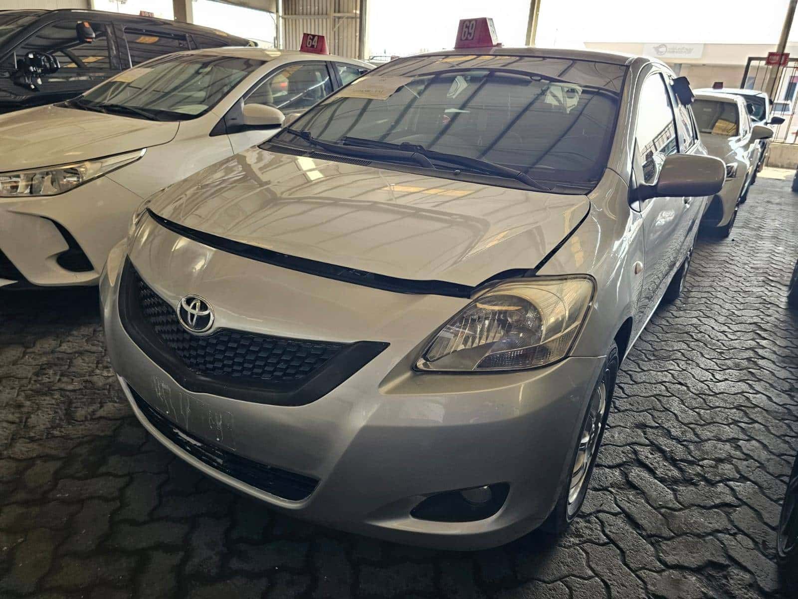 Toyota Yaris 2011 thumbnail 5