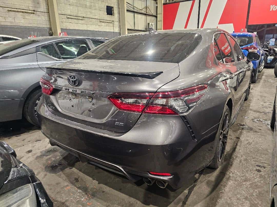 TOYOTA CAMRY 2021 thumbnail 1
