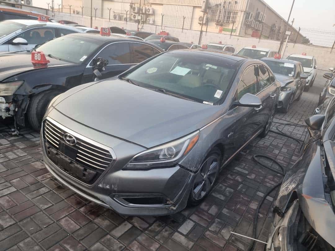 Hyundai Sonata 2017 thumbnail 2