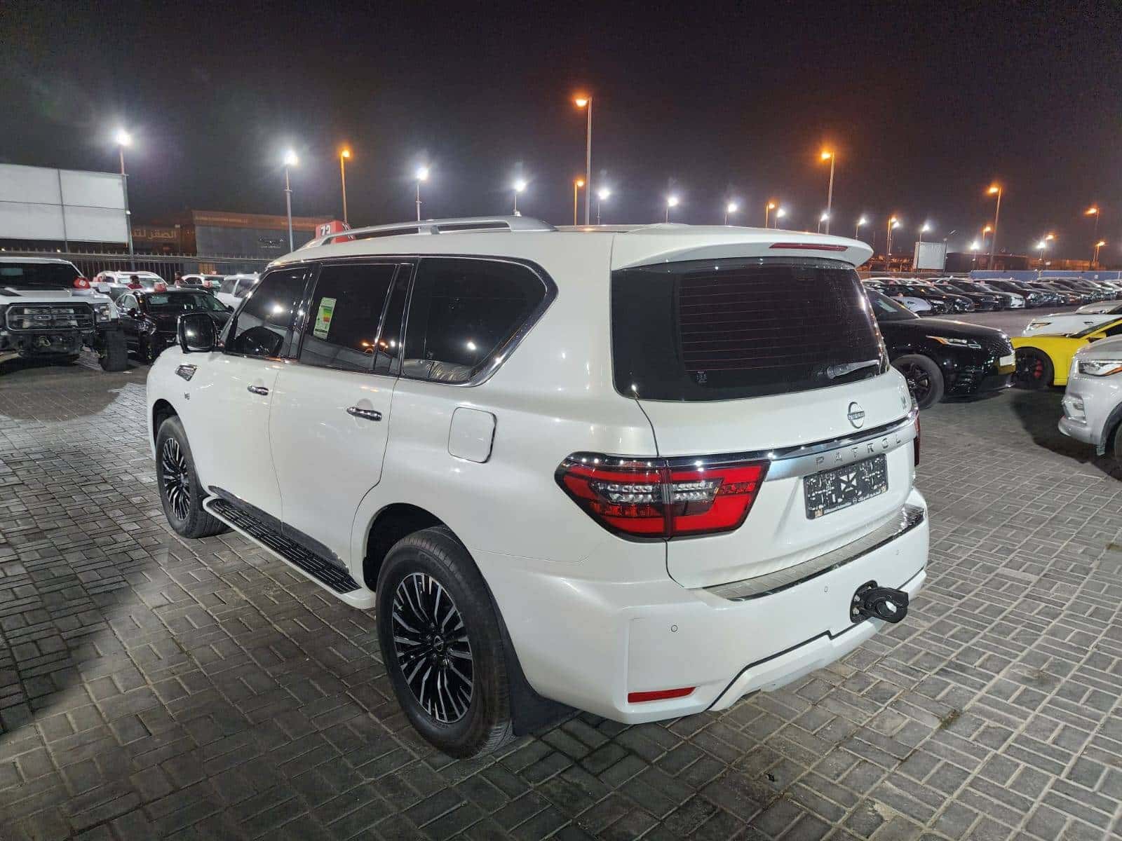 NISSAN PATROL 2022 thumbnail 6