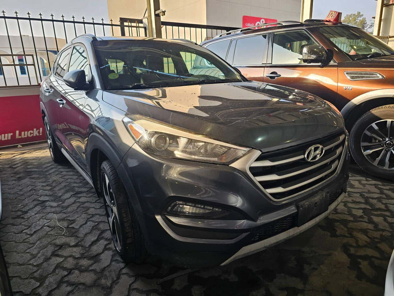 HYUNDAI TUCSON 2018 thumbnail 3