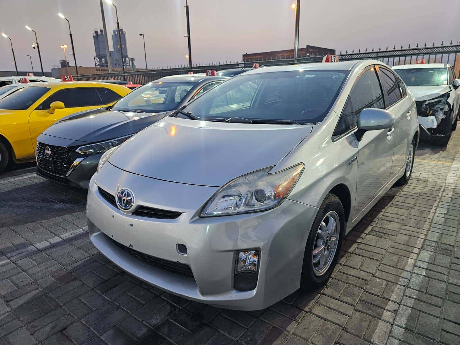 Toyota Prius 2011 thumbnail 3