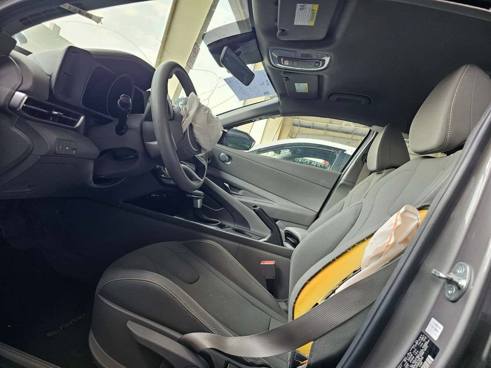 HYUNDAI ELANTRA 2023 thumbnail 7