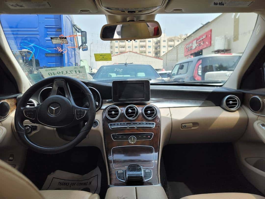 MERCEDES BENZ C300 - Exterior