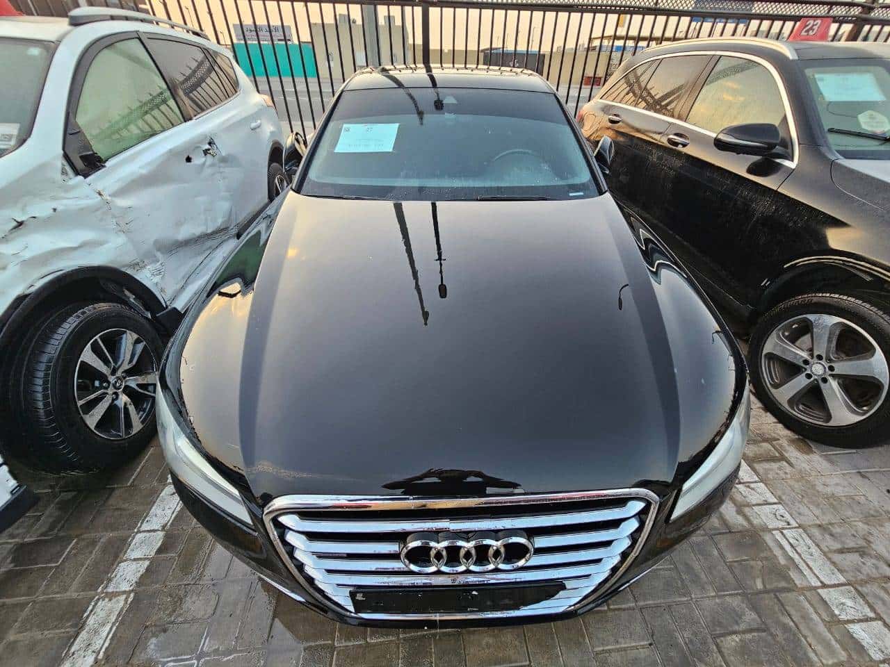 Audi A8 2012 thumbnail 4