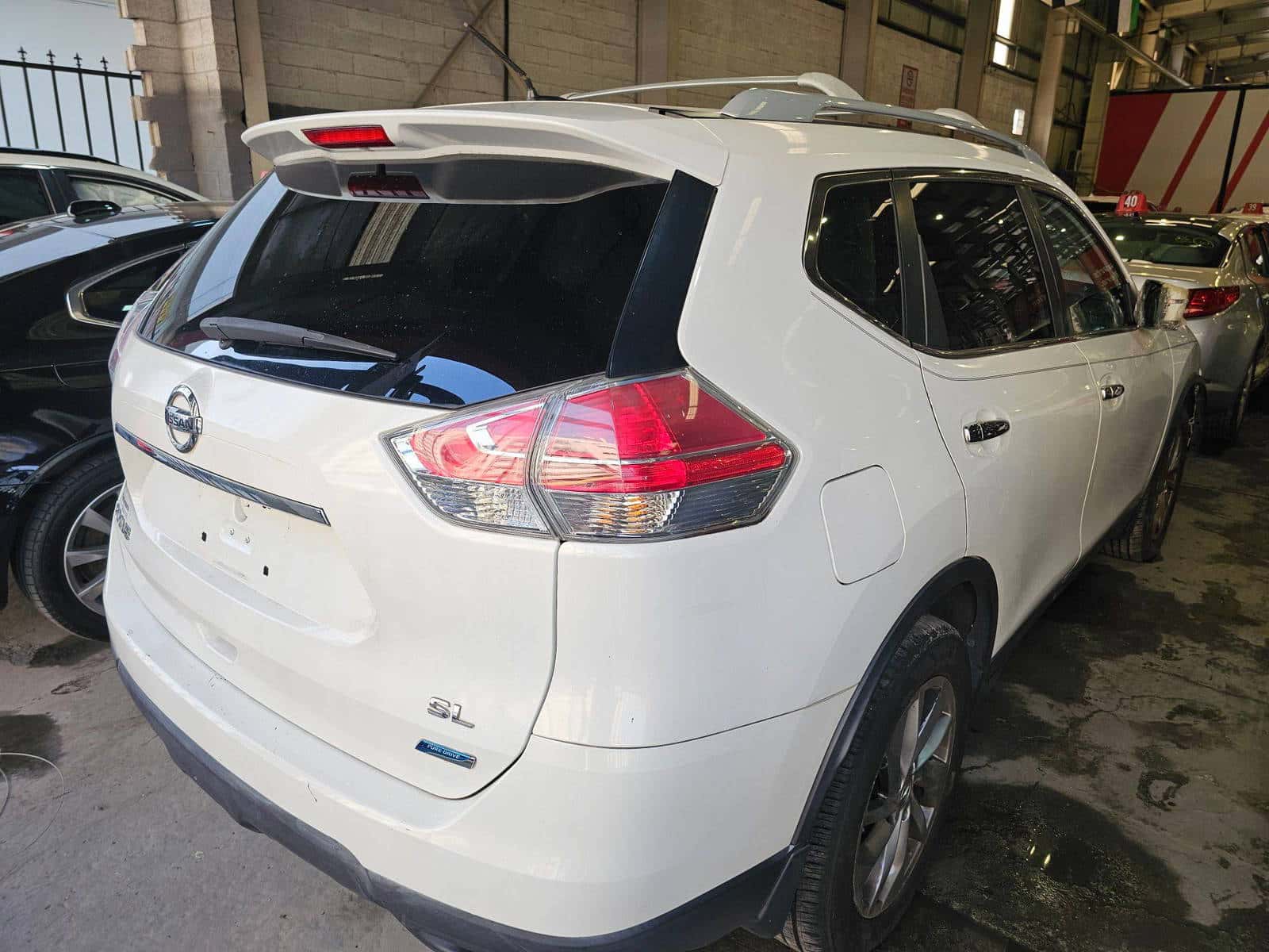 NISSAN ROGUE - Exterior