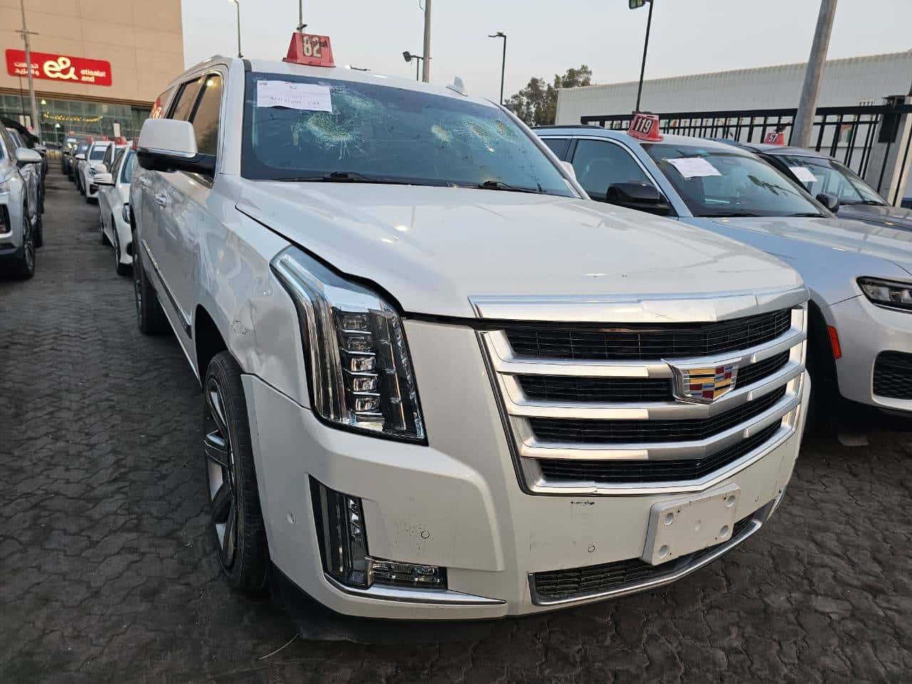 CADILLAC ESCALADE ESV PREMIUM LUXURY 2019 thumbnail 3
