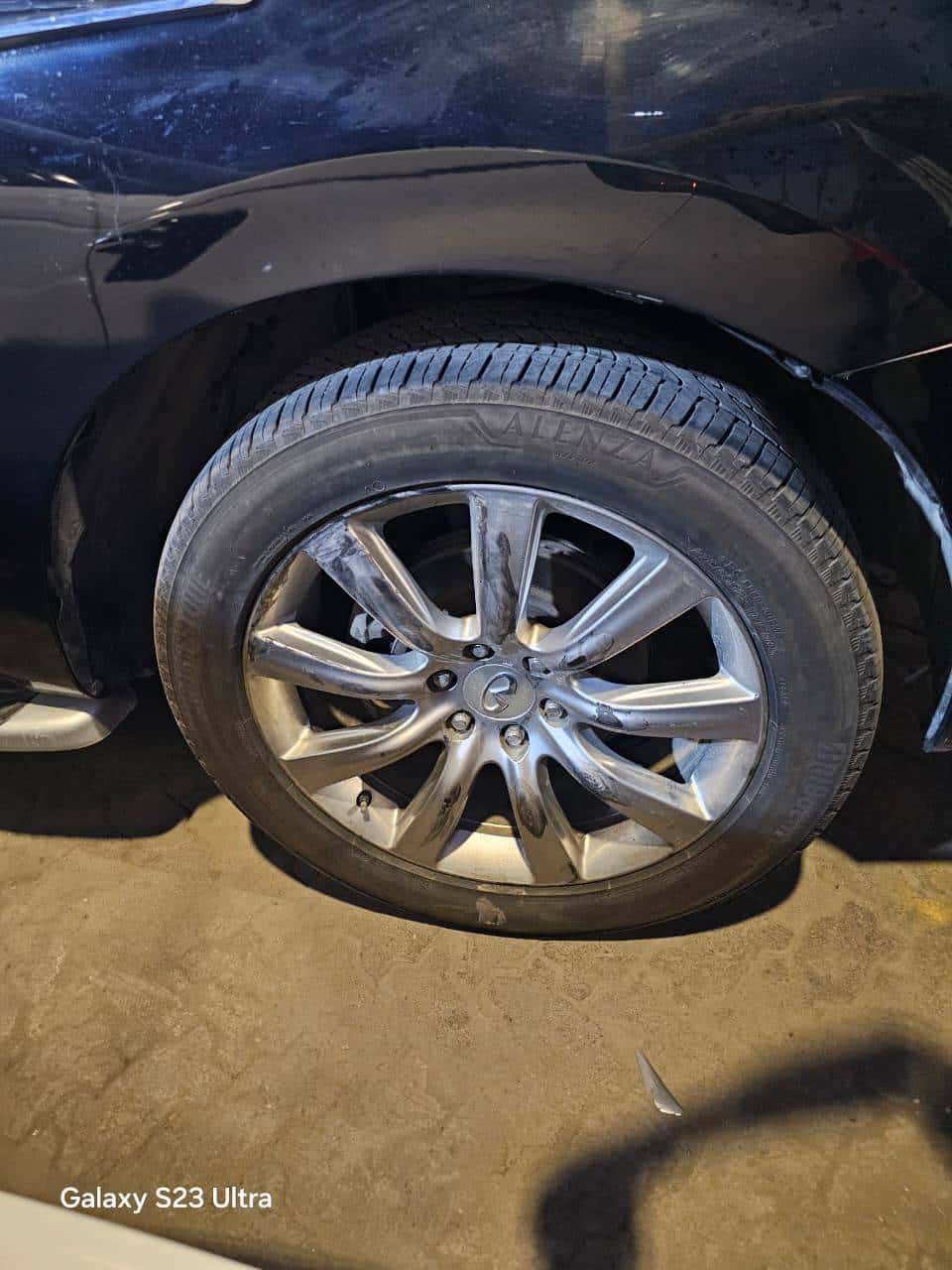 INFINITI QX80 - Exterior