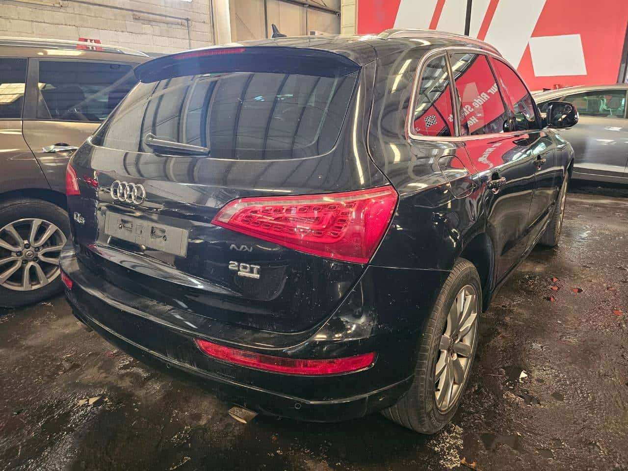 Audi Q5 2011 thumbnail 2