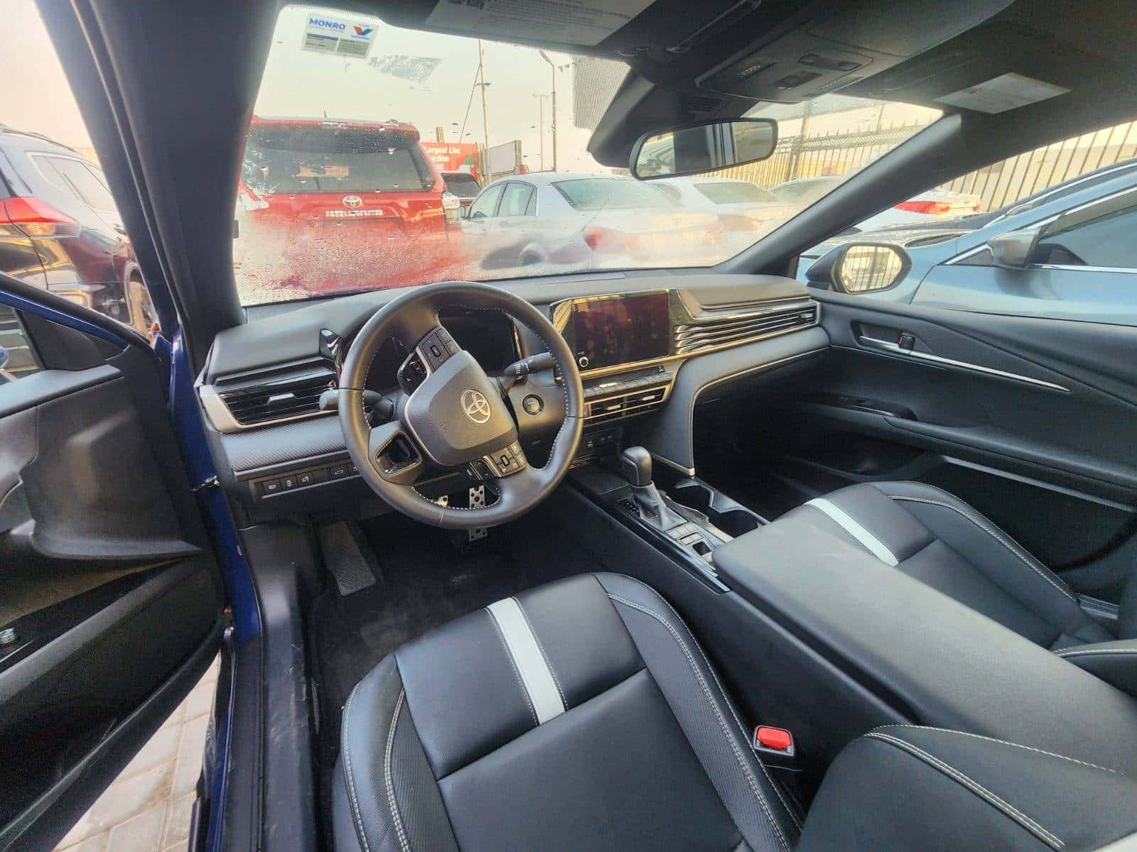 TOYOTA CAMRY 2025 thumbnail 6