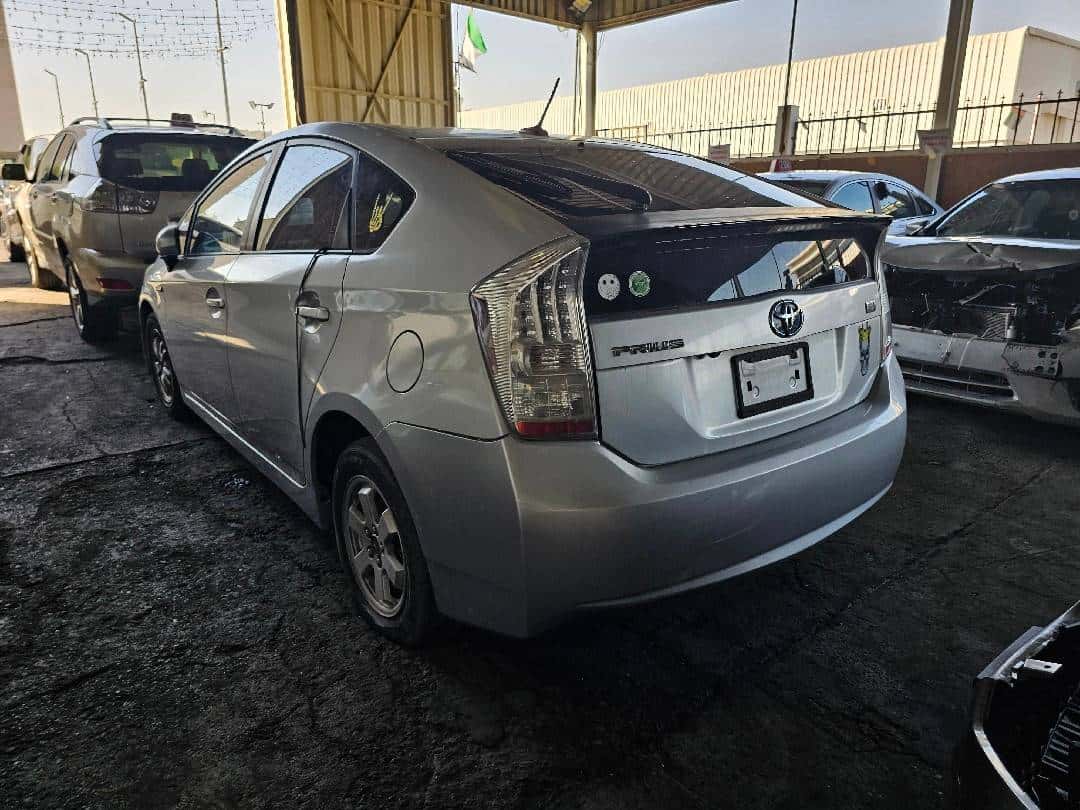 TOYOTA PRIUS 2010 thumbnail 1