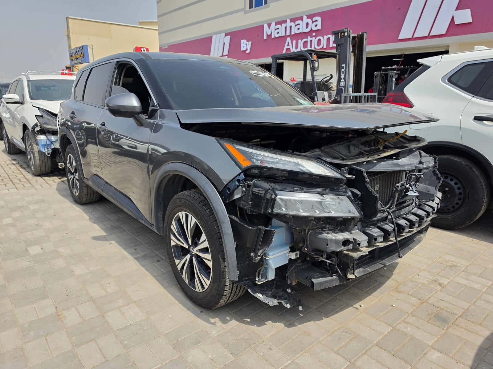 Nissan Rogue 2021 thumbnail 2
