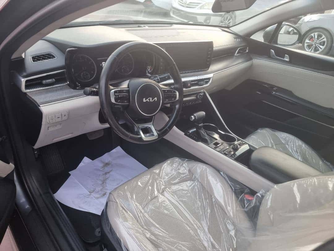 Kia K5 2022 thumbnail 6