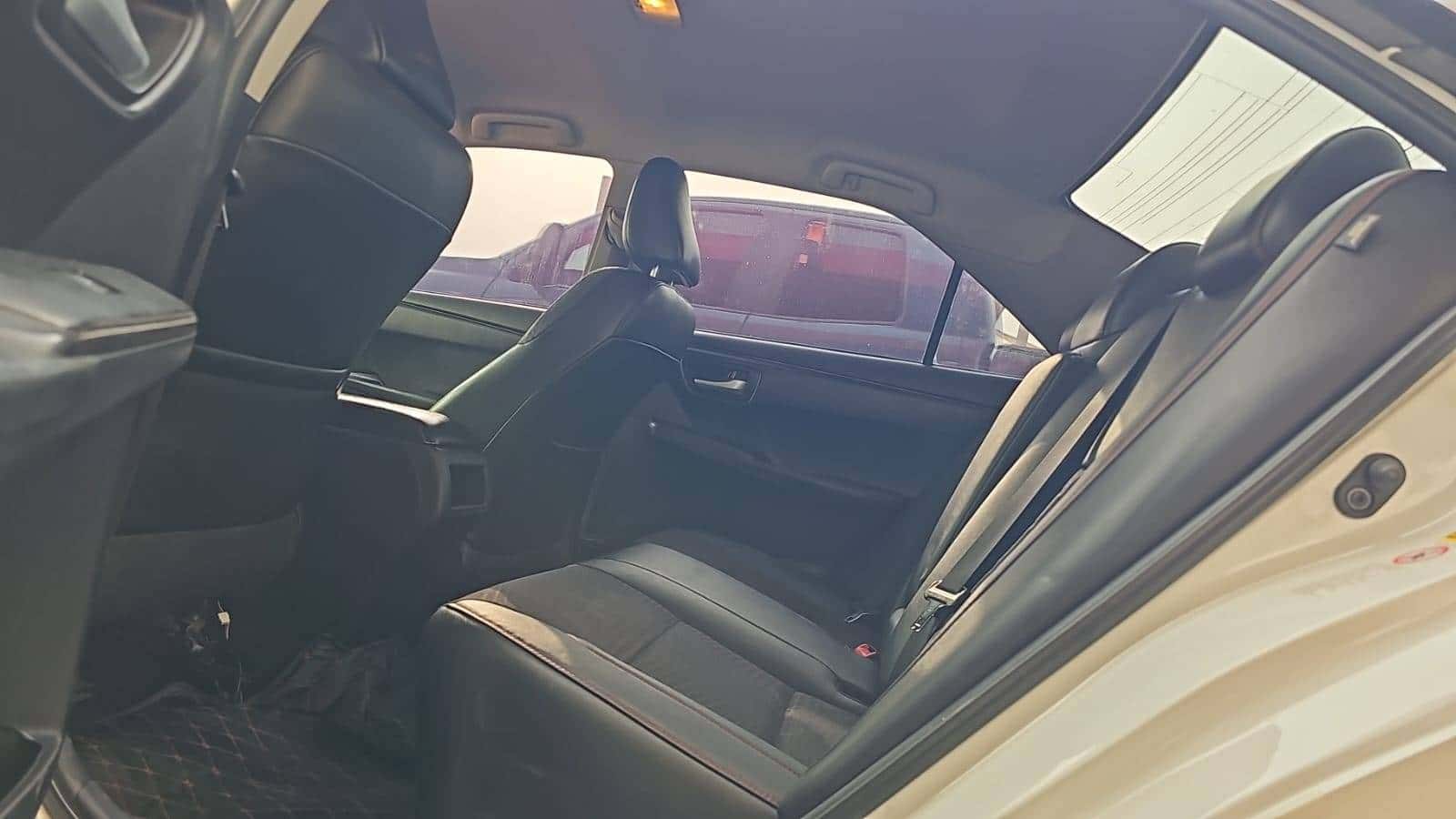 Toyota Camry 2015 thumbnail 5