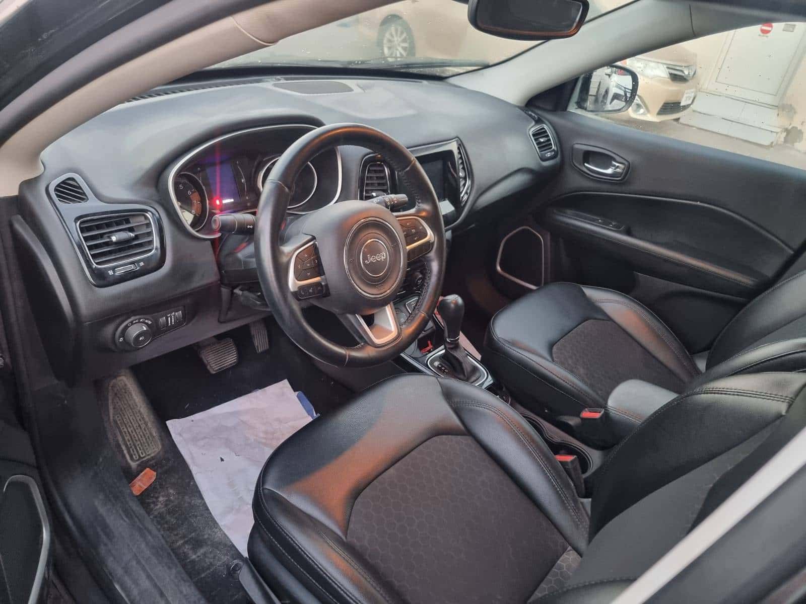 JEEP COMPASS LATITUDE 2019 thumbnail 6