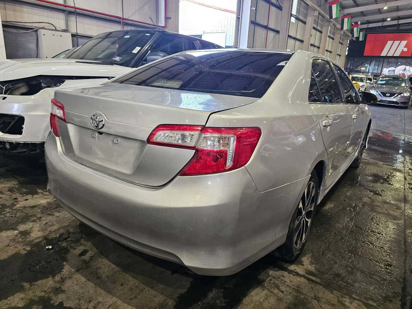 TOYOTA CAMRY 2013 thumbnail 2