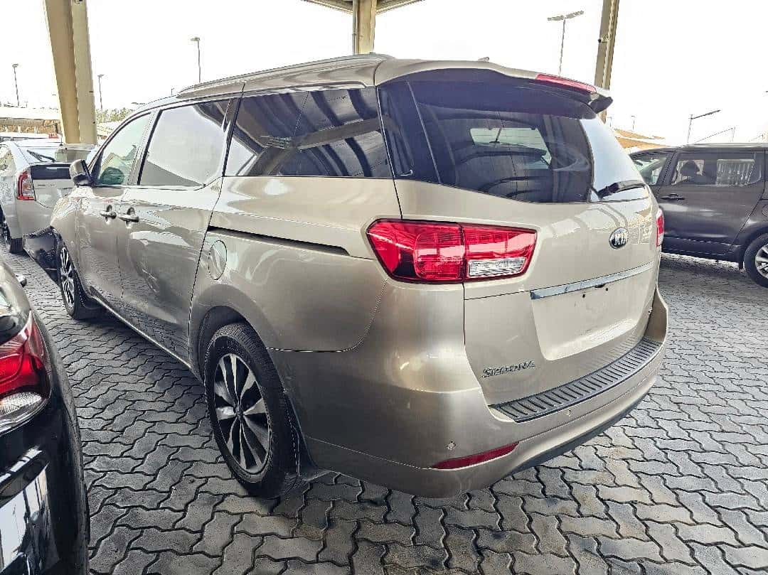 KIA SEDONA 2015 thumbnail 1