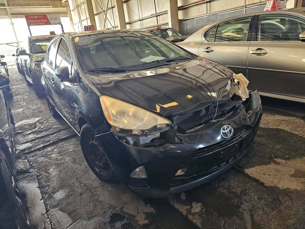 Toyota Prius C 2013 thumbnail 2