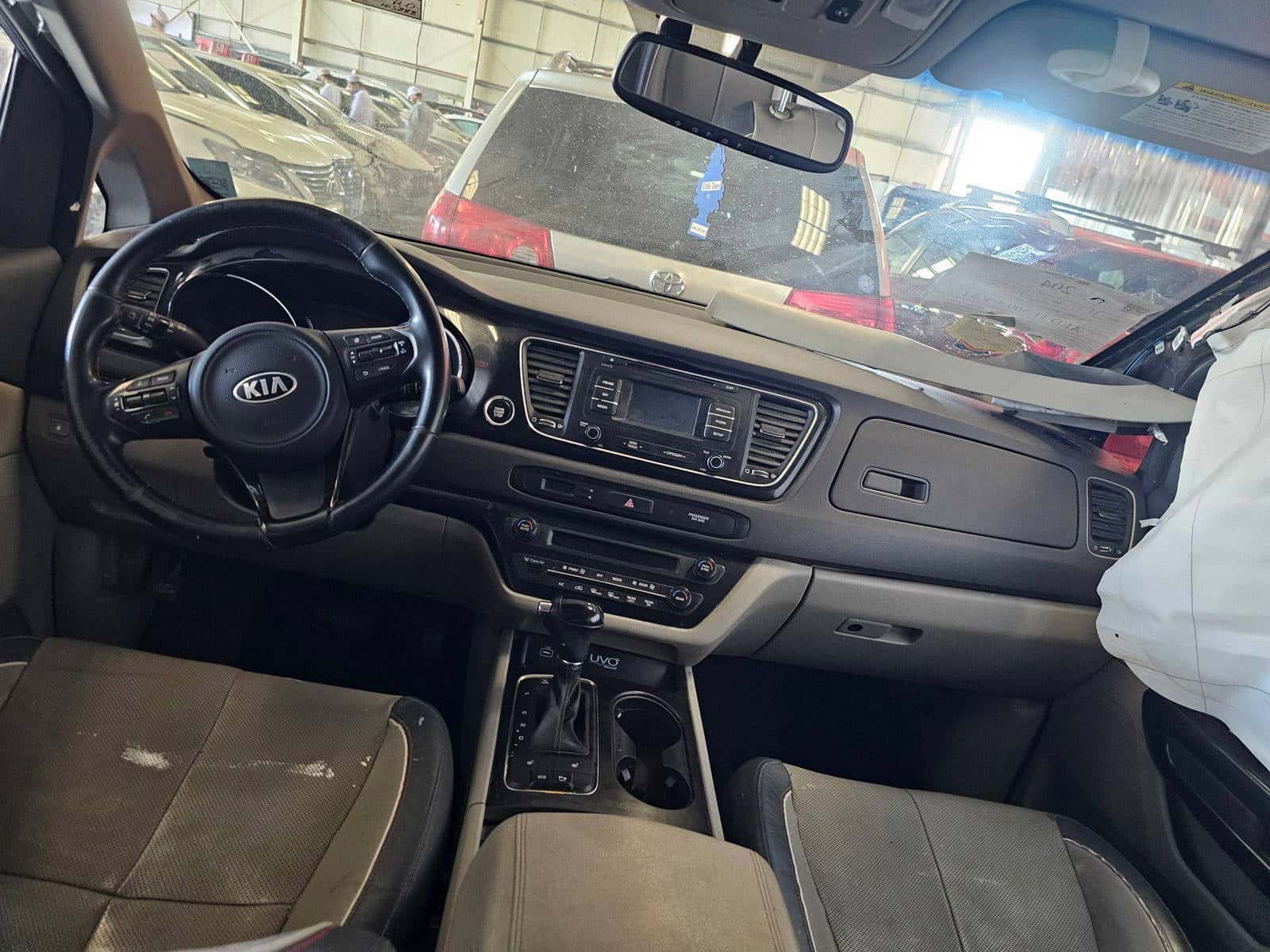 KIA SEDONA 2016 thumbnail 7