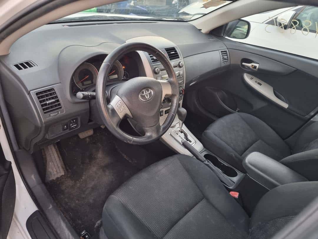 TOYOTA COROLLA 2010 thumbnail 6