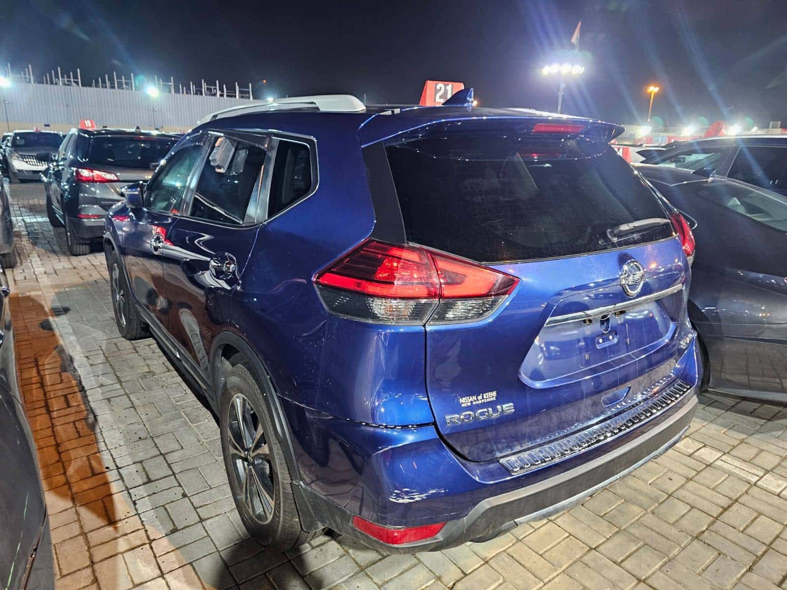 Nissan Rogue 2017 thumbnail 1
