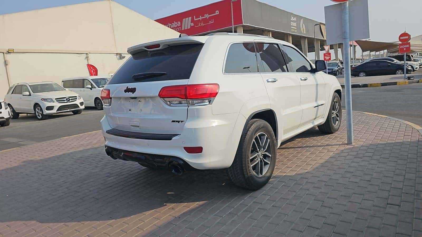 Jeep Grand Cherokee 2017 thumbnail 5