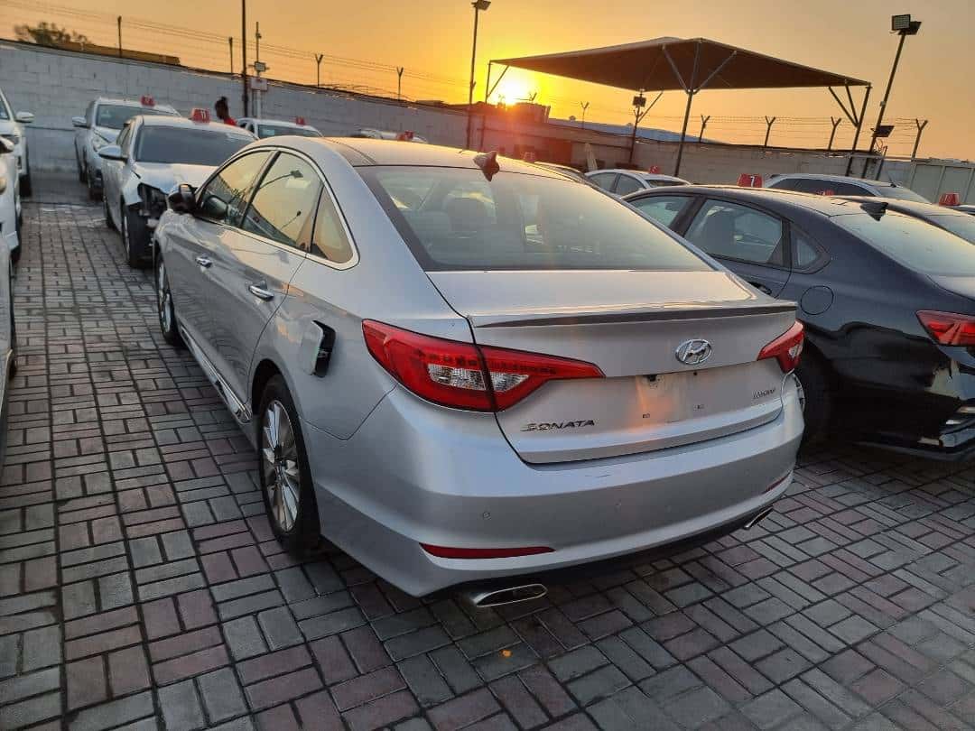 HYUNDAI SONATA 2015 thumbnail 2