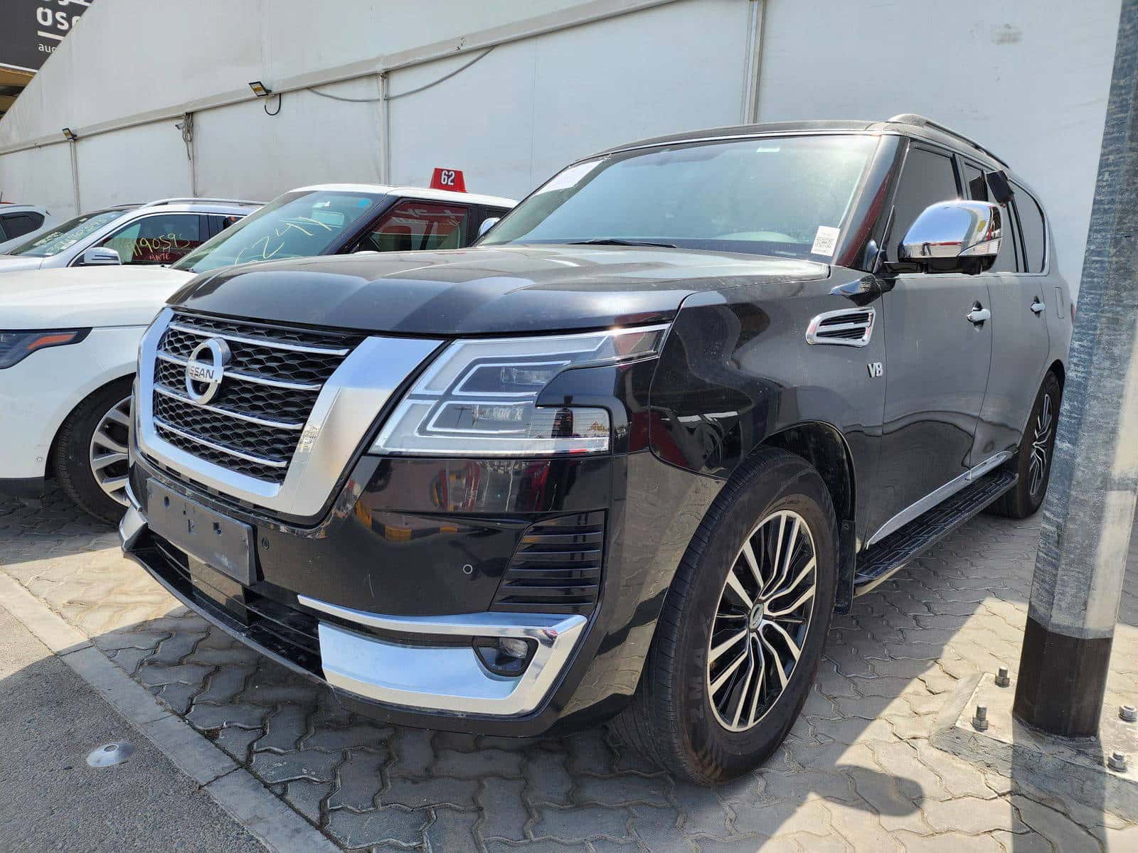 NISSAN ARMADA - Exterior