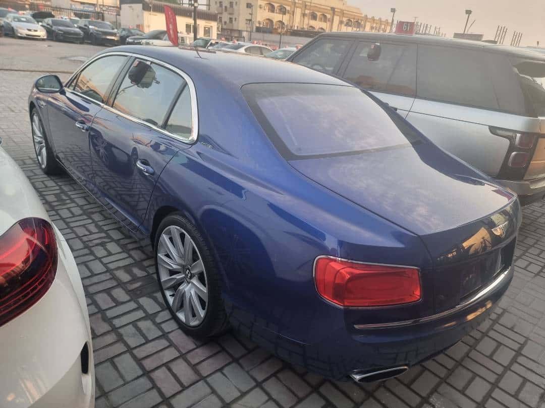 Bentley FLYING SPUR V8 2014 thumbnail 3