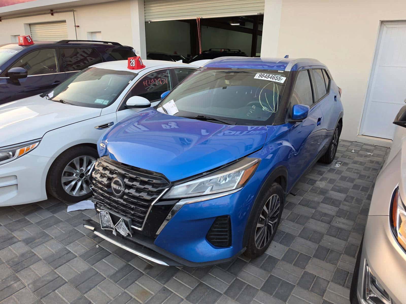 Nissan Kicks 2022 thumbnail 2