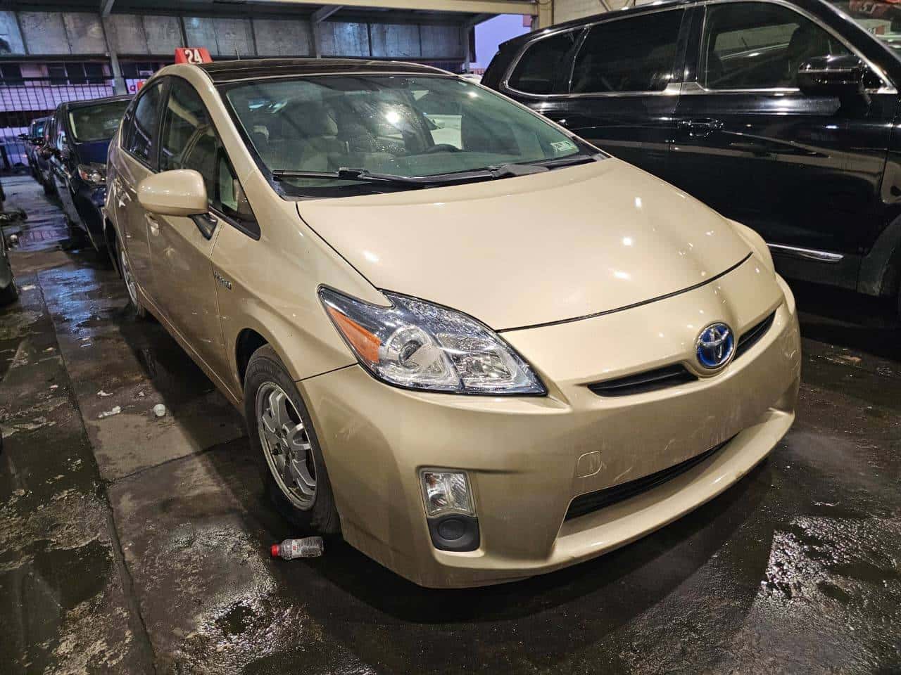 Toyota Prius 2010 thumbnail 4
