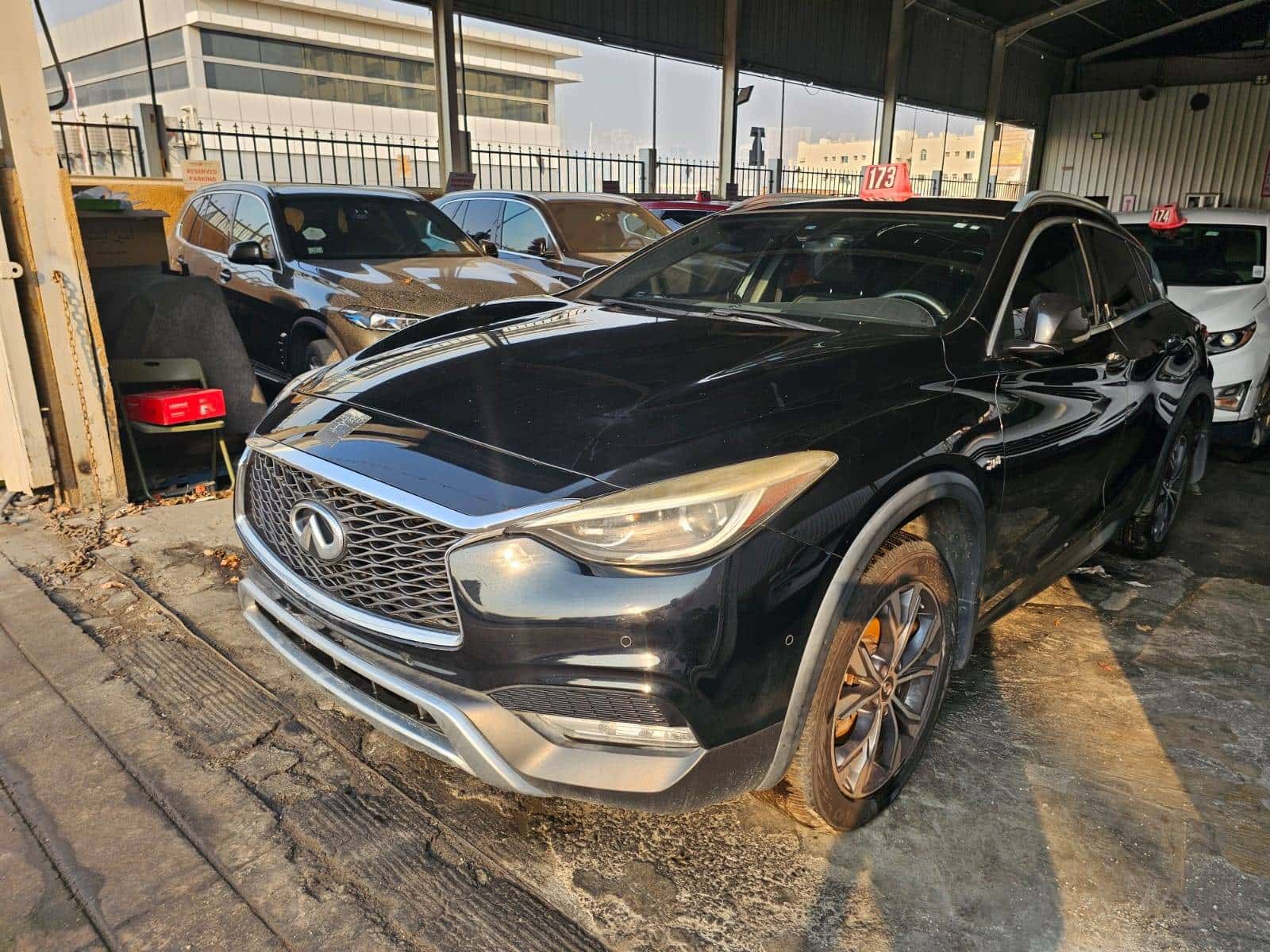 INFINITI QX30 2017 thumbnail 5