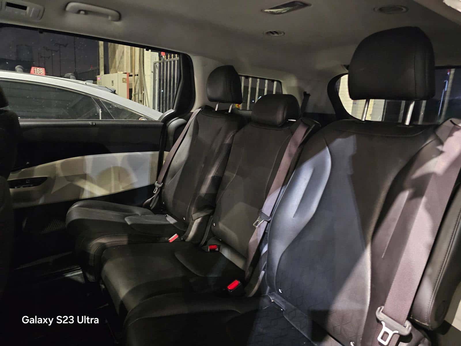 KIA CARNIVAL EX 2022 thumbnail 6