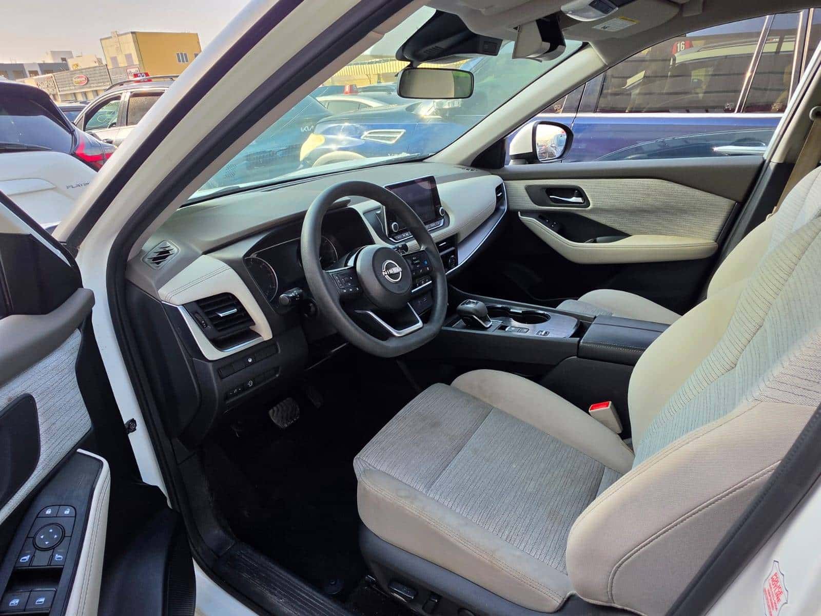 Nissan Rogue 2023 thumbnail 7