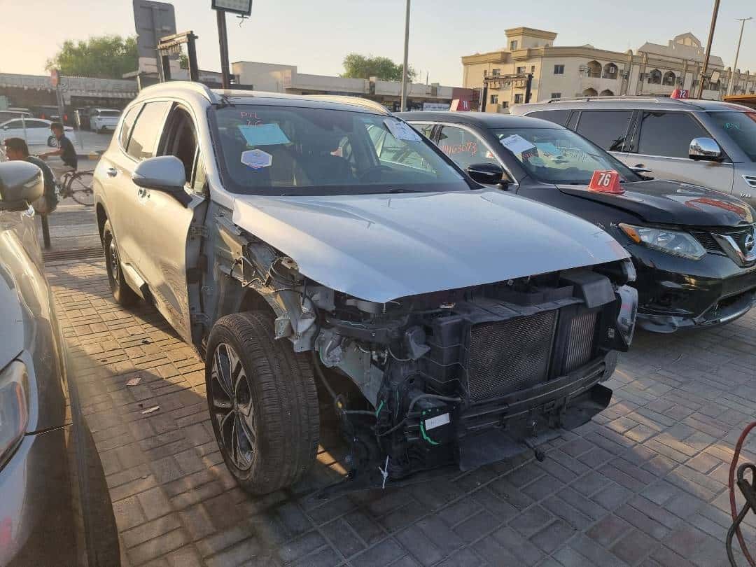 HYUNDAI SANTA FE 2019 thumbnail 3