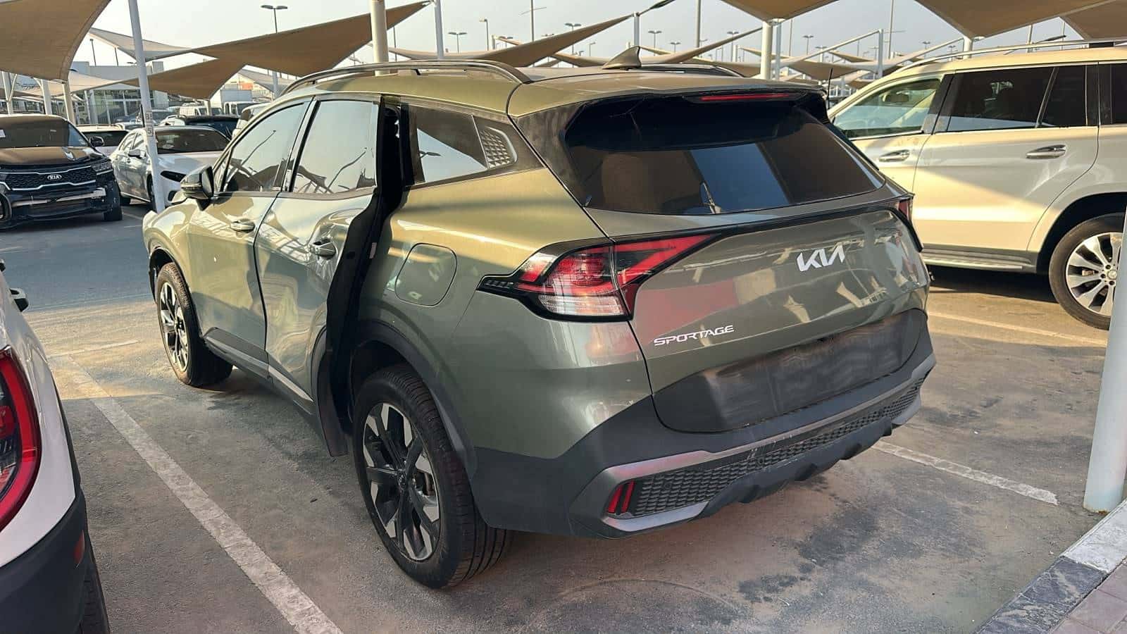 Kia SPORTAGE 2023 thumbnail 2