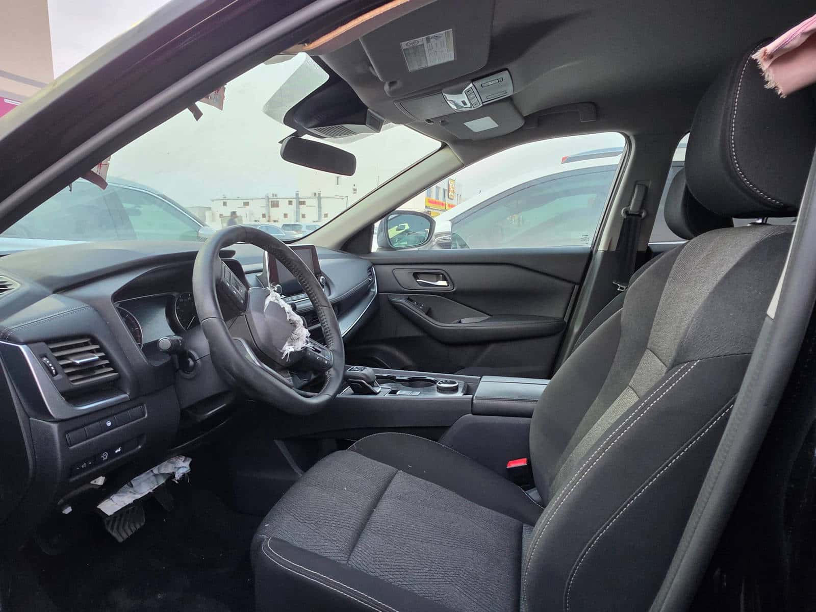 Nissan Rogue 2025 thumbnail 6