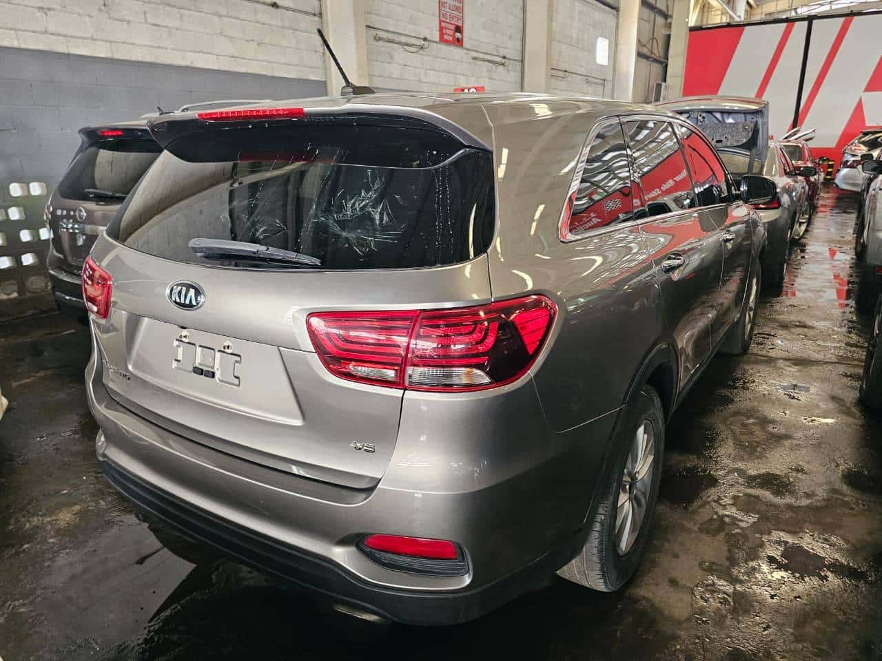 KIA SORENTO 2019 thumbnail 5