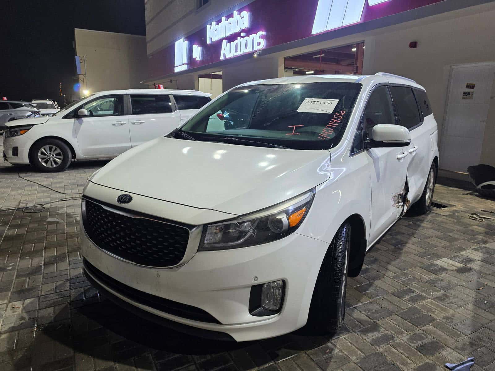 KIA SEDONA 2018 thumbnail 3