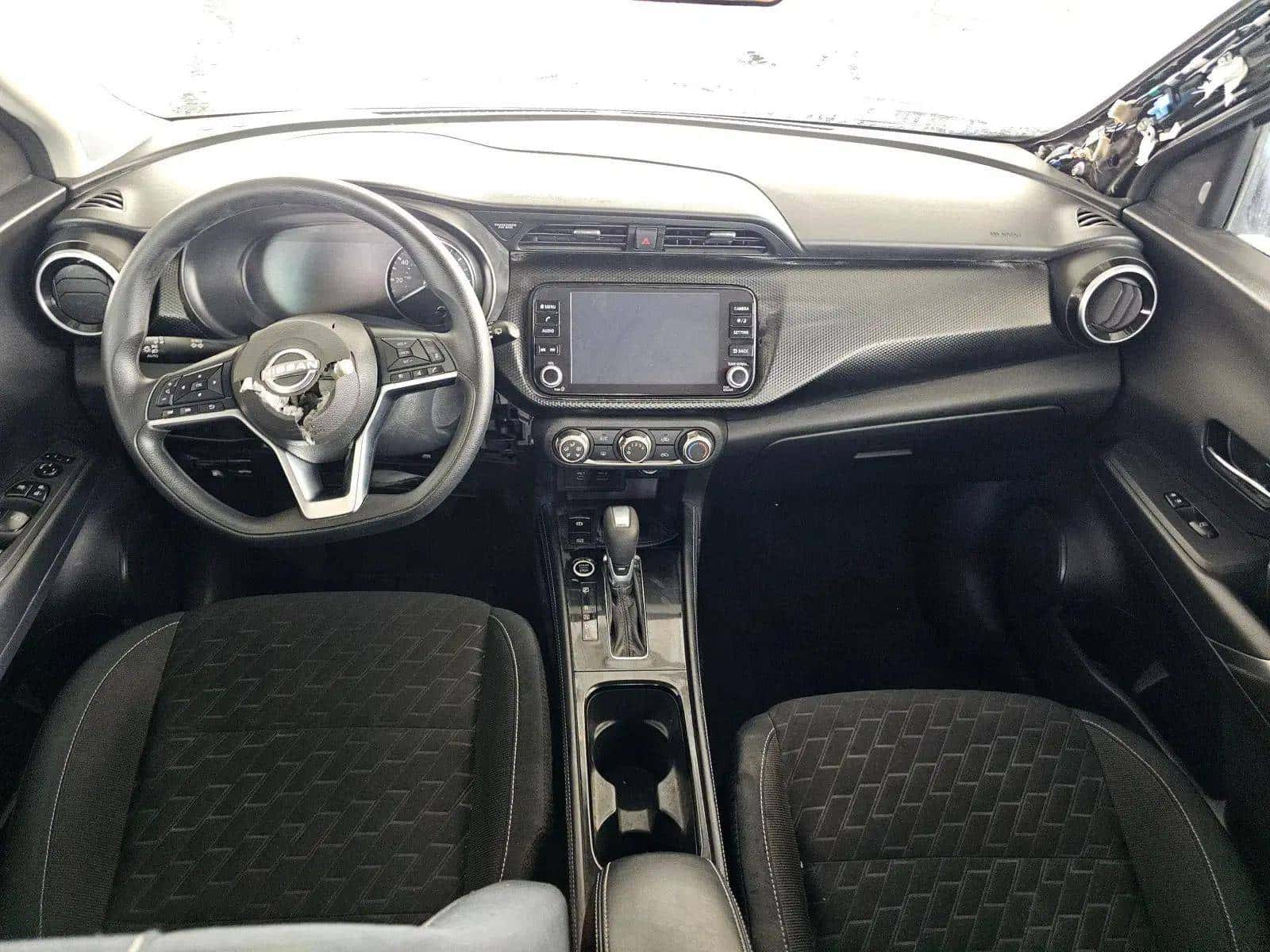 NISSAN KICKS 2024 thumbnail 5