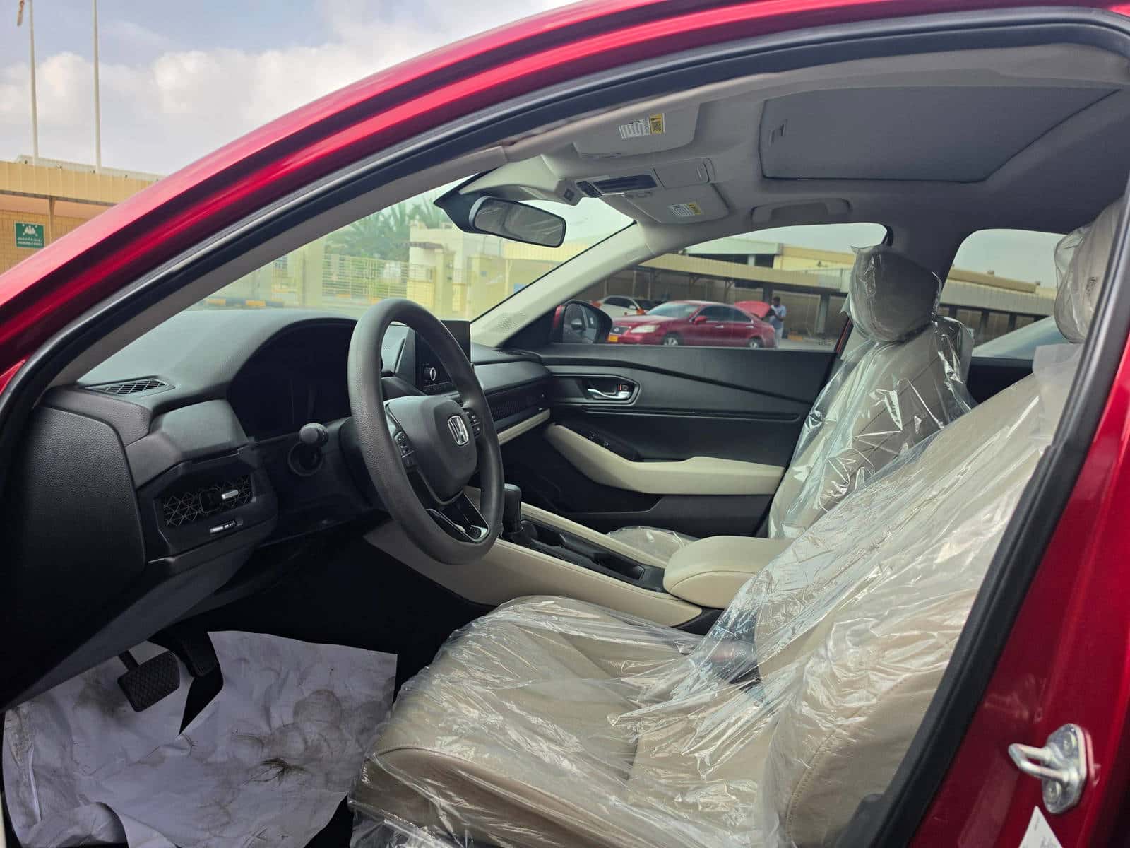 Honda Accord 2023 thumbnail 6