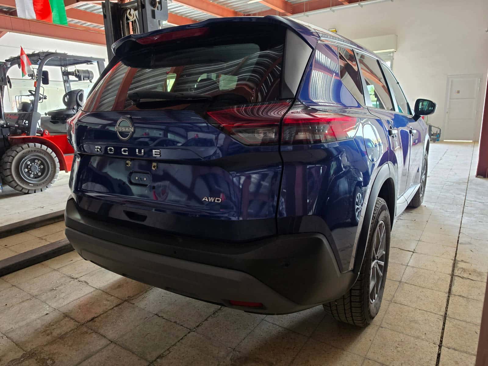 Nissan Rogue 2023 thumbnail 5