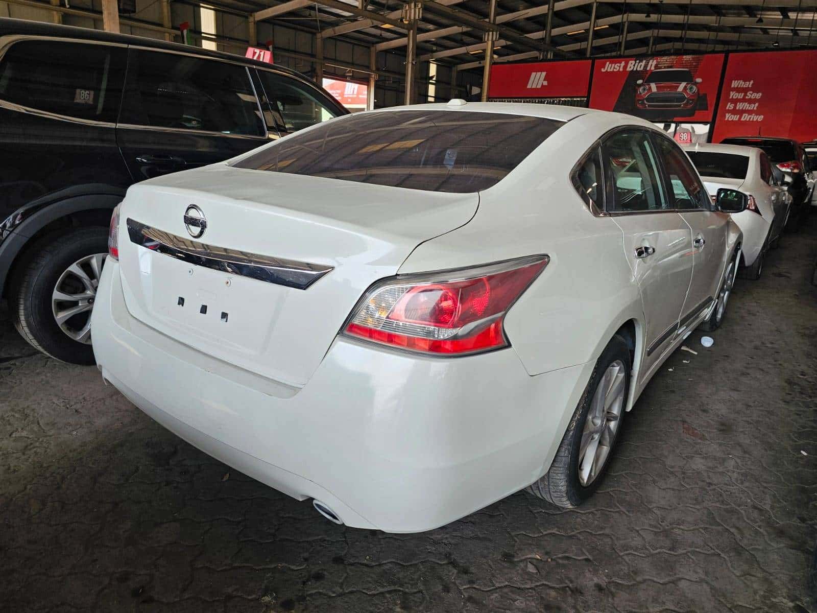 Nissan Altima 2015 thumbnail 3