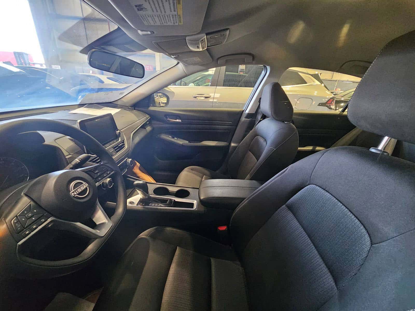 NISSAN ALTIMA 2025 thumbnail 7